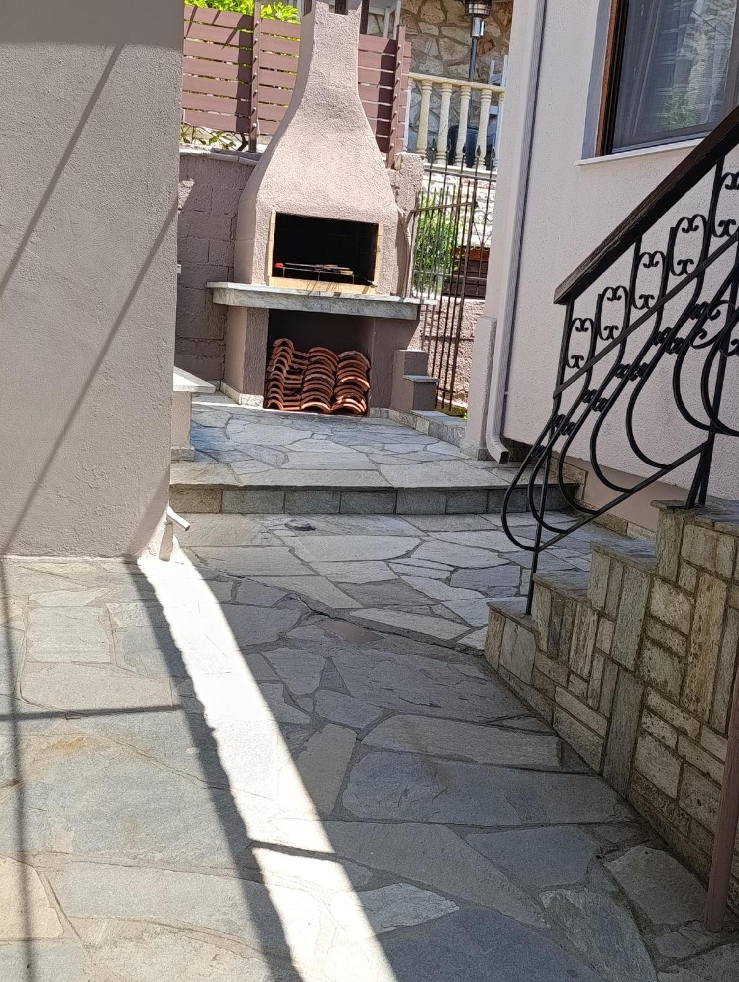 "2Steps From The Beach" Nea Iraklia Bagian luar foto